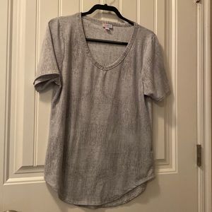 LulaRoe distressed look tee. Size Small. Gray.